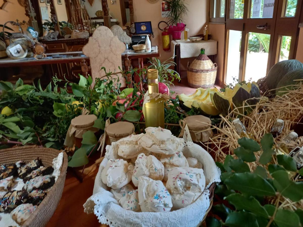 Вилла Agriturismo Bachile Bertula Риола-Сардо Экстерьер фото