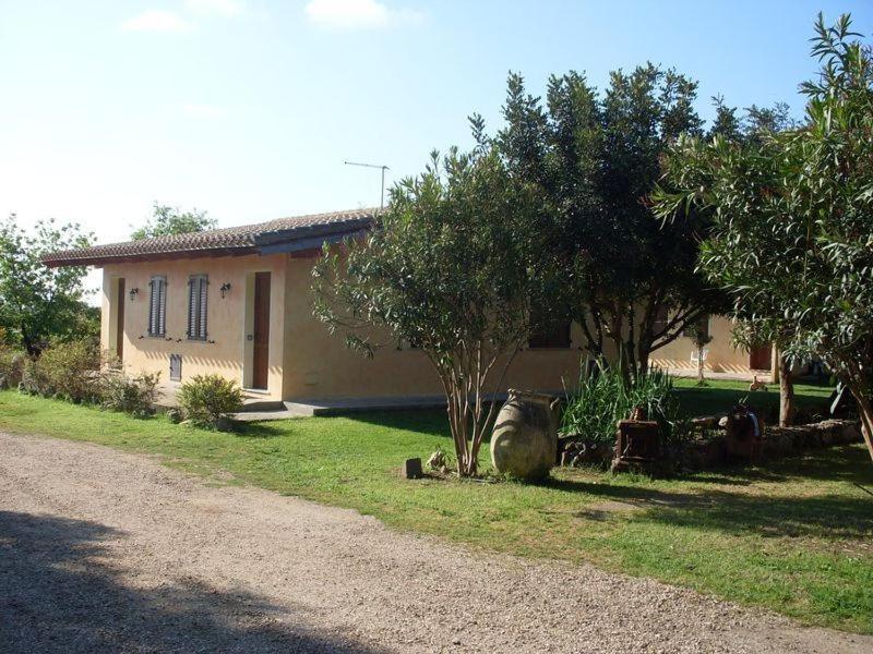 Вилла Agriturismo Bachile Bertula Риола-Сардо Экстерьер фото
